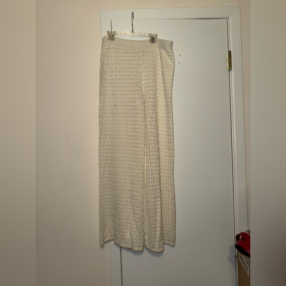 Zara Crochet white pants